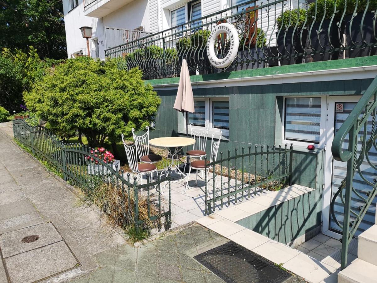Apartamenty Cudowna Wyspa ชวีโนวิชแจ ภายนอก รูปภาพ