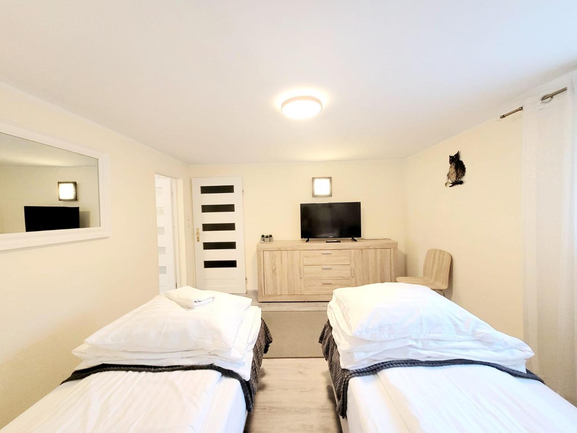 Apartamenty Cudowna Wyspa ชวีโนวิชแจ ภายนอก รูปภาพ