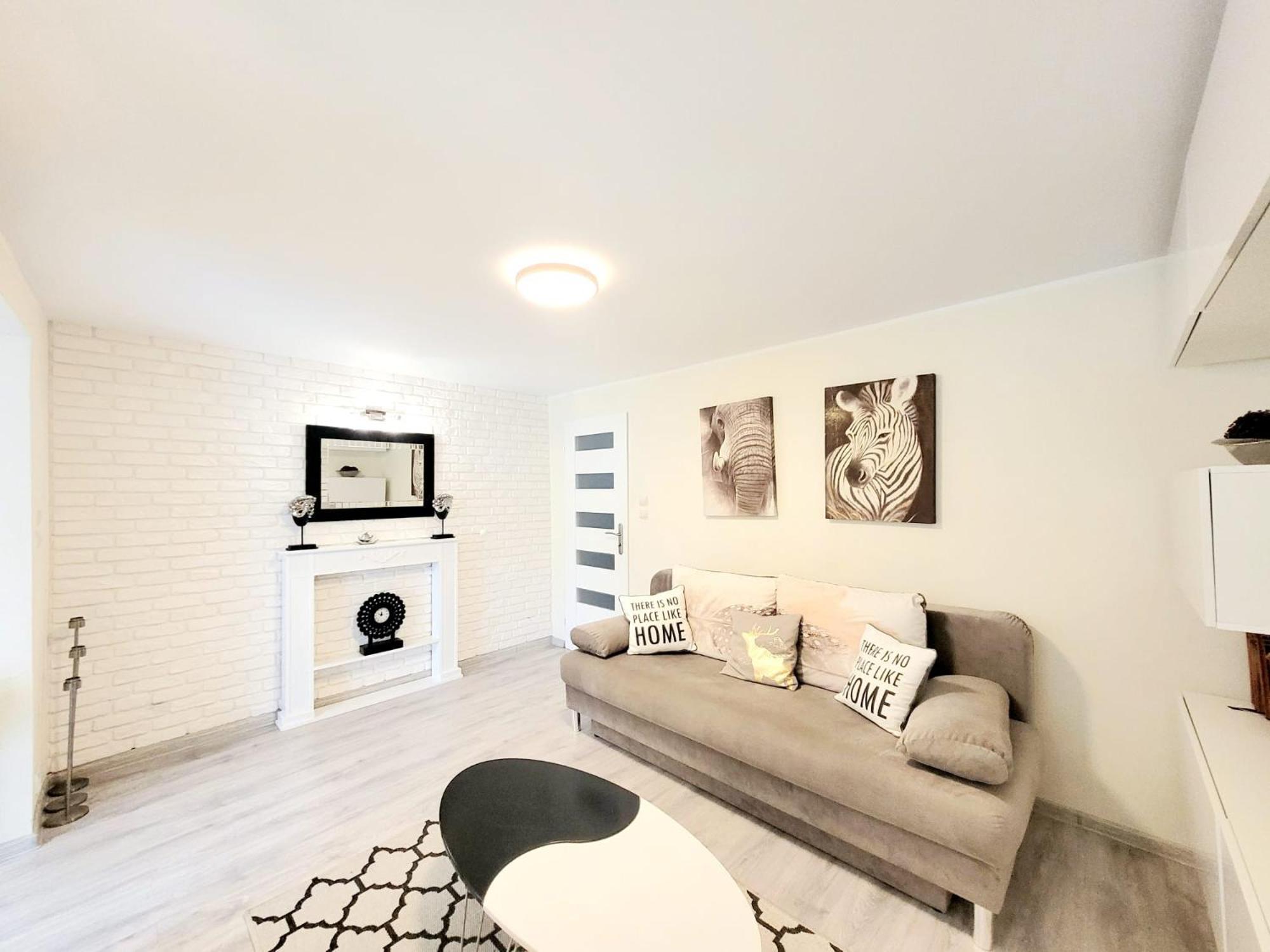 Apartamenty Cudowna Wyspa ชวีโนวิชแจ ภายนอก รูปภาพ