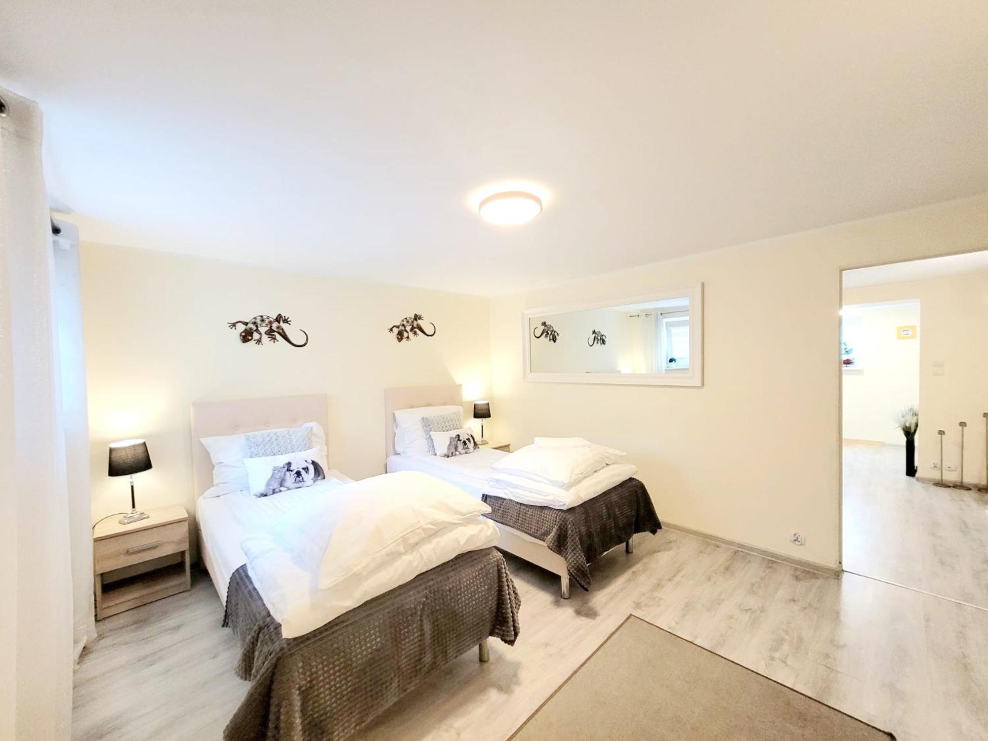 Apartamenty Cudowna Wyspa ชวีโนวิชแจ ภายนอก รูปภาพ