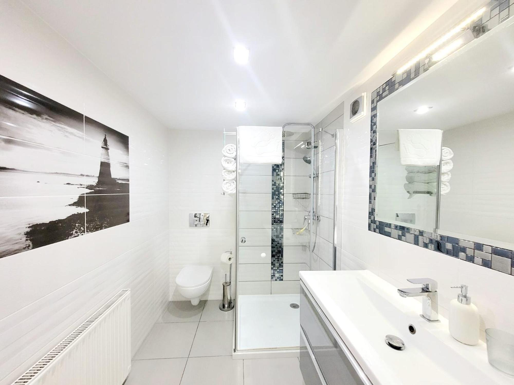 Apartamenty Cudowna Wyspa ชวีโนวิชแจ ภายนอก รูปภาพ