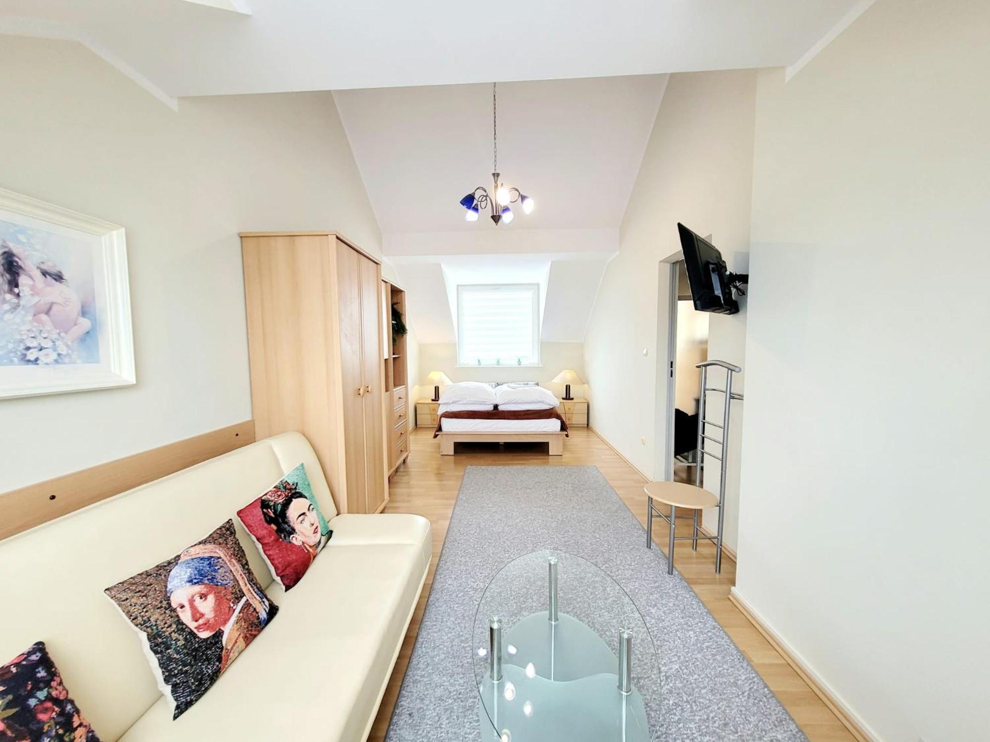 Apartamenty Cudowna Wyspa ชวีโนวิชแจ ภายนอก รูปภาพ